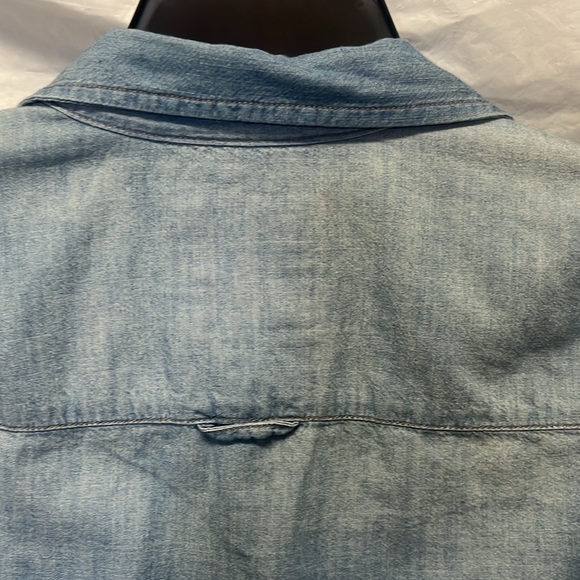 NWOT Ladies Light Weight Blue Chambry Workshirt - Picture 2 of 10